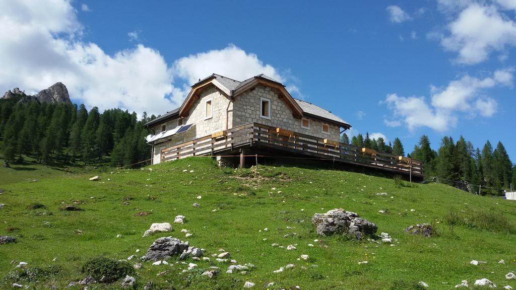 Malga Giau Hotel San Vito di Cadore Exterior photo